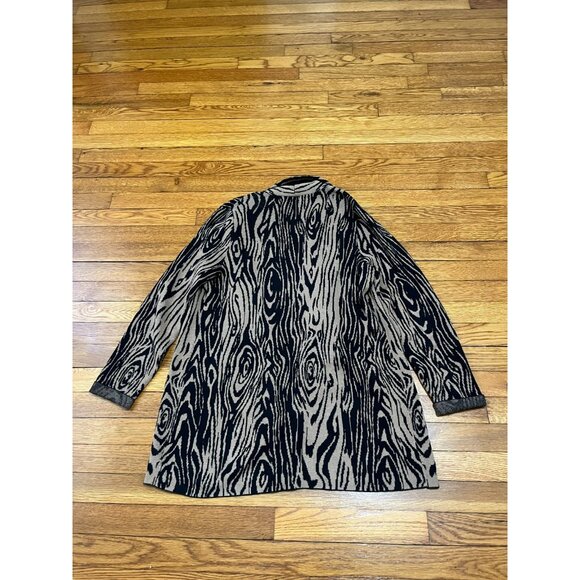 Chico's Open Front Cardigan Sweater Women's Size 1 US Medium Animal Pattern - Picture 4 of 4